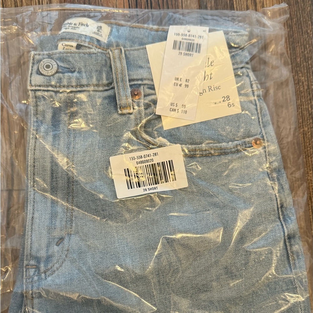 Abercrombie curve love ankle straight jeans